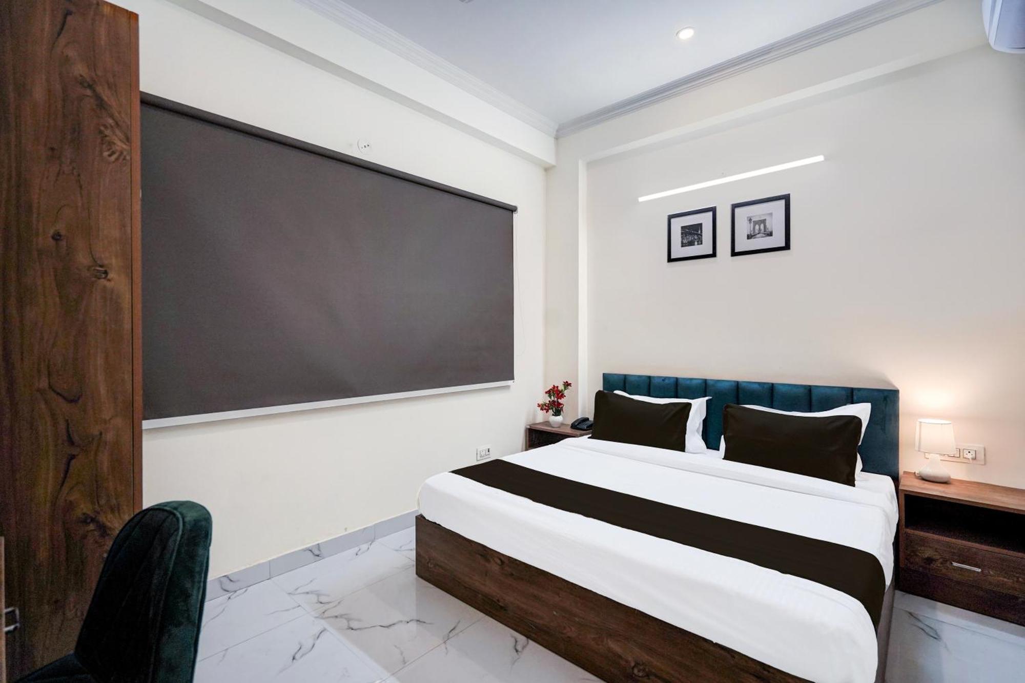Super Townhouse Sector 86 Near Sector 83 Metro Station 호텔 노이다 외부 사진